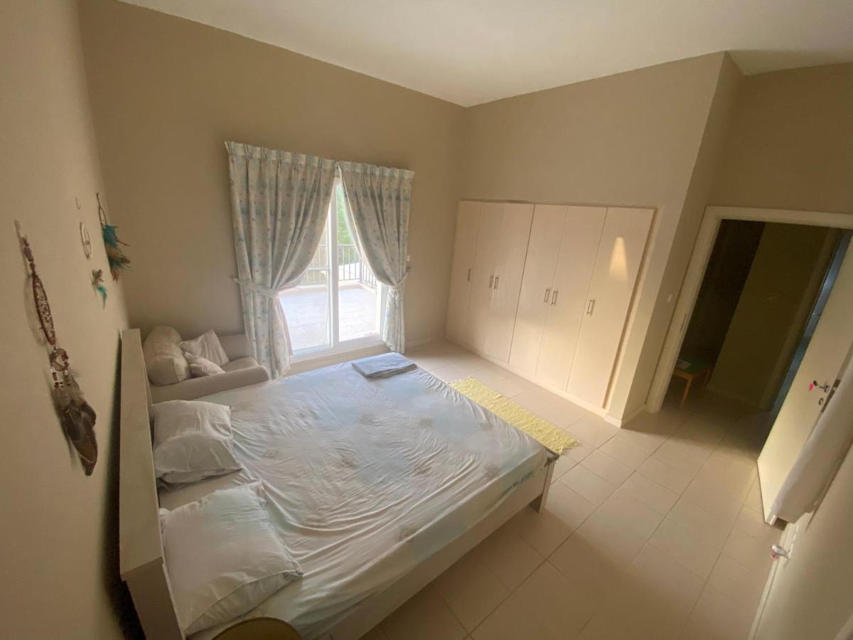 Spacious 4-Bedroom Villa, Children Friendly Dubaï Extérieur photo